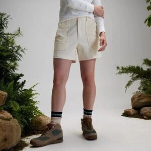 Alpine Design Womens 6 Off White Mixed Fabric High Rise 5" Short ADW24806 NWT